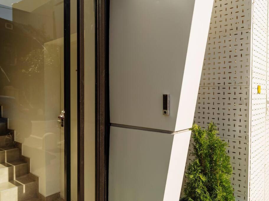 Central 5 Apartment - New Building & Parking Bucureşti Exterior foto